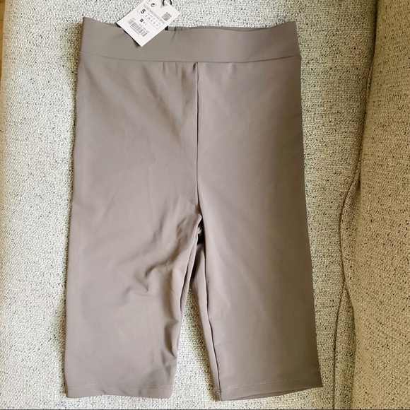Zara cycling shorts NEW - Picture 2 of 2